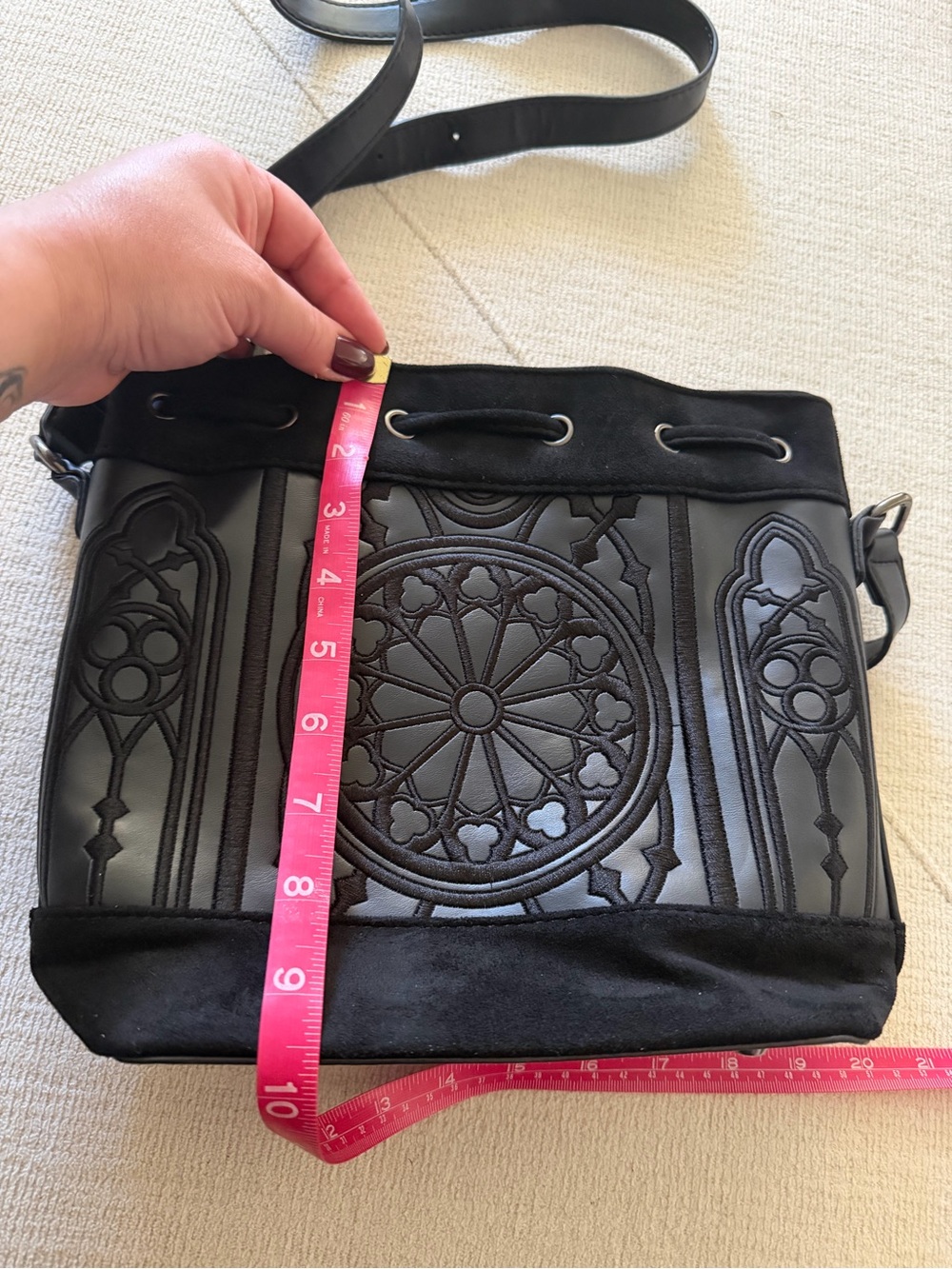 Restyle Sanctum Bucket bag - Picture 9 of 9